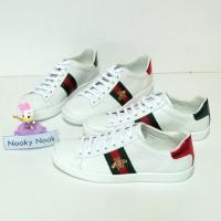 ราคา % Gucci Sneakers ลายผึ้ง (642365345)