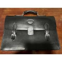 ราคา กระเป๋านักเรียนJacob 17นิ้ว รุ่น9862 (จาคอป) มือสอง หนังแท้ (18933965639)