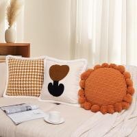 ราคา สไตล์ B & B ครีมเบาะ Bay Window ปักโซฟาห้องนั่งเล่นรอบหมอนสีส้มหมอนฝรั่งเศสข้างเตียงทิวลิป YEKI (49702919540)