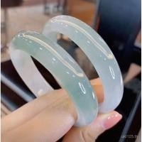 ราคา สร้อยข้อมือหยก Myanmar วงกลม สีเขียวและขาวใส สำหรับประดับและบำรุงผิว (42176797529)