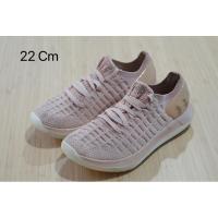 ราคา Under Armour รองเท้าผ้าใบเด็กมือสองของแท้ (22868642728)