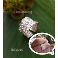 ราคา แหวน​เงิน​แท้​92.5​ แหวนเงิน92.5​ตอกลาย​ เงิน​แท้​92.5​ (3294501454)