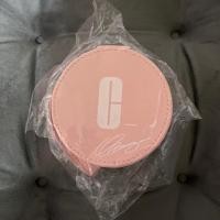 ราคา กระเป๋าใส่เครื่องสำอางทรงกลม กระเป๋า clinique (22868164263)