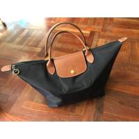 ราคา Longchamp แท้ 100% มือสอง กระเป๋าถือ สีดำ ไซส์M หูสั้น (3236132608)