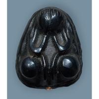 ราคา พระปิดตาเนื้อเมฆพัตร หลวงปู่บุญ วัดกลางบางแก้ว จ.นครปฐม พิมเข่าตุ่มหลังยันต์ (24609566926)