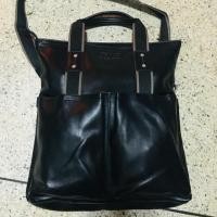 ราคา กระเป๋าคลอสบอดี้ (ผู้ชาย) Coach มือ 2 หนังแท้ % สีดำ สภาพ 95% สภาพนางฟ้า ใบใหญ่ (3209672860)