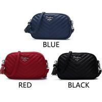 ราคา David Jones(เดวิดโจนส์)กระเป๋าหนัง PU กระเป๋าสะพายไหล่ มือ1 แท้ 100% (6039659819)