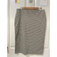 ราคา H&M แท้% กระโปรงยาวลายสก๊อตผ้ายืดเอวยืด -เอวก่อนยืด34ยืดได้42สะโพก40ยาว28 (28480583898)