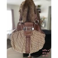 ราคา กระเป๋าสะพายไหล่ GUESS มือสองของแท้ (13807976557)