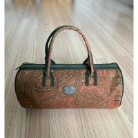 ราคา กระเป๋าหมอนวินเทจ ETRO มือสอง ของแท้% สภาพดี ไม่มีตำหนิปริแตกขาดลอก (24931914314)