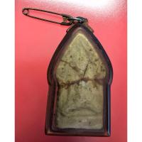 ราคา ขุนแผนหลังกุมารทอง หลวงพ่อกวยวัดโฆสิตาราม เป็นพระยุคแรก ก่อนปี 2510 หลวงพ่อกวย พิมพ์นี้ทำเองมีบรรจุกรุที่วัดด้วย (28625741957)