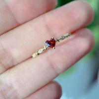 ราคา แหวนหมั้นแต่งงาน ประดับเพชรทับทิม แฟชั่นเรียบง่าย สําหรับผู้หญิง (21074521108)