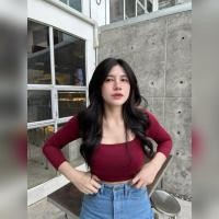 ราคา เสื้อคอเหลี่ยมแขนยาว เสื้อยืดคอเหลี่ยม ผู้หญิง สีพื้น (29369930219)