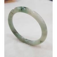 ราคา กำไลหยกพม่าเนื้อวุ้นแก้ว สีขาวอมเหลืองอ่อนเขียว (8819534937)