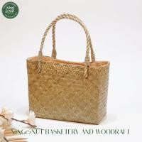 ราคา กระเป๋าถือกระจูดสานทรงสี่เหลี่ยมบุผ้าซับในมีซิปปิด สานหนาแข็งแรงรับน้ำหนักได้ดี (29215596244)