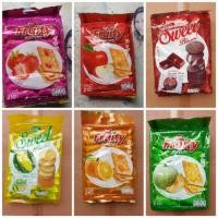 ราคา Ok Fruity Biscuit โอเค ฟรุ๊ตตี้ ขนมปังกรอบรสผลไม้ ถุงใหญ่ 210 กรัม (3940954307)