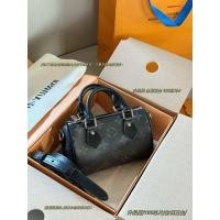 ราคา หลุยส์ วิตตอง กระเป๋าสะพายไหล่ สีดำ ขนาด 16.5 ซม ใหม่จากสต็อก (50403905622)