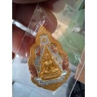 ราคา พระพุทธชินราชใบเสมา รุ่นปิดทองปี 47 พิมพ์ใหญ่ กะไหล่ทองสามกษัตริย์ มีเลขมีโค๊ต รับประกันพระแท้ (43461033322)