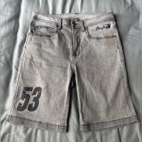 ราคา playboy กางเกงยีนส์ขาสั้น (19235288348)