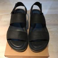 ราคา Bata Comfit รองเท้ารัดส้นสีดำ (2285468633)