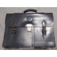 ราคา กระเป๋านักเรียน jacob หนังแท้ 18นิ้ว มือสอง (40021637990)