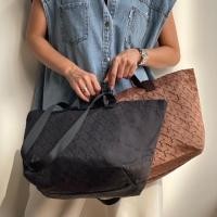 ราคา ของแท้ ใหม่ไม่แกะถุง กระเป๋าผ้า FLY NOW (18679741793)