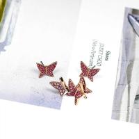 ราคา ต่างหูผีเสื้อแบบสามมิติสีส เสน่ห์แฟชั่น สวารอฟสกี้ (29865146136)