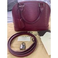 ราคา used LV Alma BB Epi สี Fuchsia ปี 2013 (13549119976)