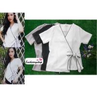 ราคา เสื้อแฟชั่นผ้าฮานาโกะ เสื้อทำงาน แบบผ้าป้าย รุ่นมีแขน กุ้นขอบสีสวยๆตัดกัน ผูกโบว์เอว สวยเรียบหรู ดีไซน์เก๋ๆ (671139854)