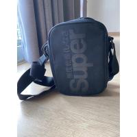 ราคา กระเป๋าสะพายข้าง Superdry (5576832543)