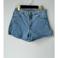 ราคา ส่งต่อ กางเกงยีนส์ขาสั้น แบรนด์ h&m ไซส์ eur40 (40403072428)