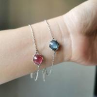 ราคา Minimal Ruby & Labradolite Bracelet สร้อยข้อมือทับทิม~ลาบราโดไลท์ หลังเบี้ย.ตัวเรือนเงินแท้ 925 (29821957272)