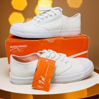 ราคา Kasut anyang ตะกร้อ/kasut anyang Nanyang/Leo Star Sport ตะกร้อ/eu35-44 ฟุตซอล/ยางรองเท้ากีฬากันลื่น Kasut Sukan Bola Sepak ตะกร้อ (56651744391)