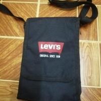 ราคา กระเป๋าสายยาวใบเล็ก​ Levi's (3725306665)