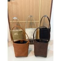 ราคา กระเป๋าทรงถัง กระเป๋าNutnuss รุ่นSuede ฐาน7นิ้วสูง9นิ้ว กว้าง5นิ้ว หนังPU&หนังกลับ ทรงขึ้นไหล่ได้พร้อมมีสายยาว (42207554769)