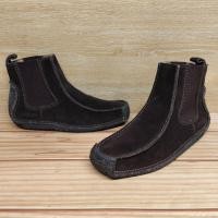 ราคา รองเท้า clarks ส่งฟรี มือสอง ของแท้ size EU 40 25.5 cm รองเท้าหนัง วินเทจ (40909340842)