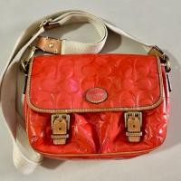 ราคา กระเป๋า Coach ของแท้ๆ %มือ2 (22182342225)