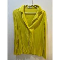 ราคา เสื้อเชิ๊ต mango สีเขียวมะนาว มือสอง (14097411445)