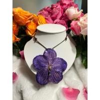 ราคา สร้อยดอกกล้วยไม้สีม่วงทำจากดอกกล้วยไม้จริงอบแห้งเครื่อบเรซิ่น (42614799653)