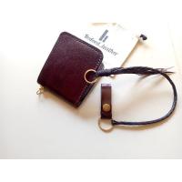 ราคา กระเป๋าสตางค์ แบบพับสั้น หนังวัวฟอกฝาด พร้อมสายหนังถัก หนังแท้้ (29151183108)