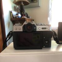 ราคา Fuji XT-20 (body) ไม่มีรอยขีดข่วนหรือตำหนิใดๆ อุปกรณ์ครบกล่อง สภาพ 100% ใช้งาน 2 ครั้ง (3120269142)