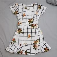 ราคา ชุดทำงาน เดรสลายดอก (1269615686)