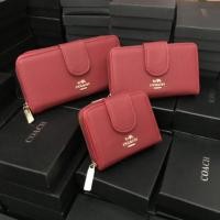 ราคา กระเป๋าสตางค์ Coach สองพับ มี 3 ขนาด (1823172099)
