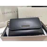 ราคา ส่งต่อกระเป๋าสตางค์ charles&keith แท้ 100% จากช้อป (24557270808)