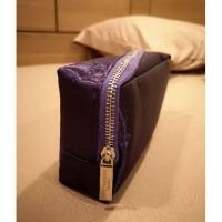 ราคา หมด​แล้ว​หมดเลย​ ​ กระเป๋า​ amenity​ kit​ การ​บิน​ไทย​ยี่ห้อ​ greyhound แท้ 100% (1370784766)