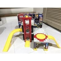 ราคา ชุดที่จอดรถ Car’s Disney Pixar ยี่ห้อ Takara Tomy มือสองญี่ปุ่น (สภาพ 95%) คัดพิเศษ (8174305567)