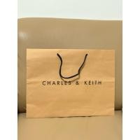 ราคา ถุงกระดาษแบรนด์ CHARLES & KEITH แท้ จาก Shop (47603817682)