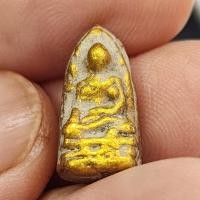 ราคา พระรอดใบมะขามเนื้อชินทอง กรุดอยไซ (40857537250)