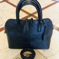ราคา กระเป๋า Zara แท้ สีดำ สภาพ 95% นางฟ้า เหมือนใหม่ (1796132851)