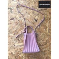 ราคา กระเป๋าสะพายCharles&Keith (9821367132)